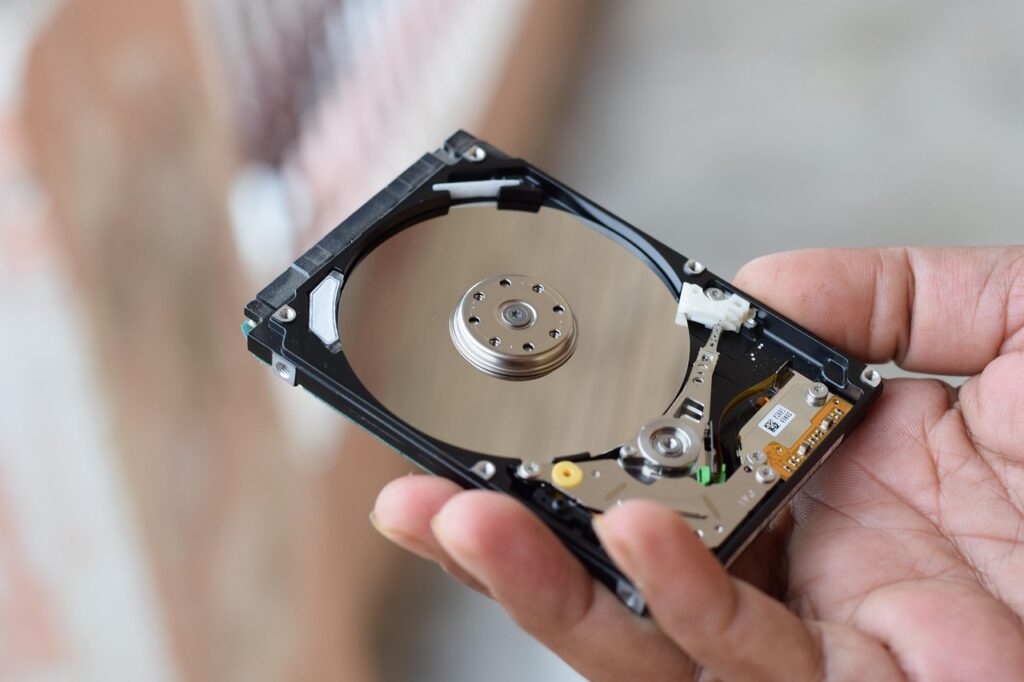 dysk twardy w laptopie- błędy sektorów w HDD